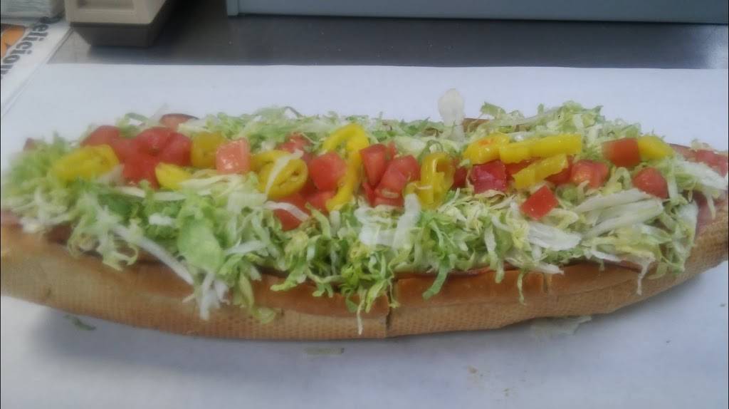 Mc Abees Super Sub | restaurant | 5992 California Ave, Altoona, PA 16602, USA | 8145151077 OR +1 814-515-1077