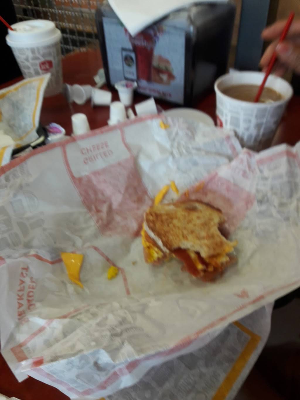 Jack in the Box | restaurant | 1020 S Westmoreland Rd, Dallas, TX 75211, USA | 2143315630 OR +1 214-331-5630