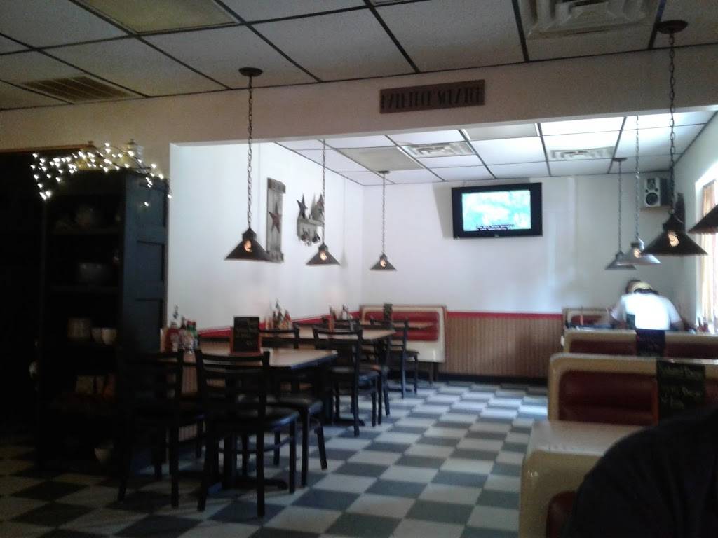 Giovannis Restaurant | restaurant | 451 US-33, Weston, WV 26452, USA | 3042694563 OR +1 304-269-4563