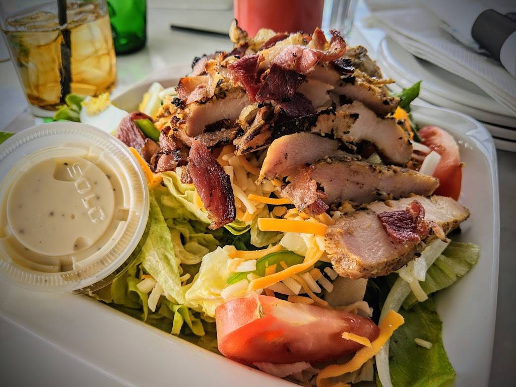 Queens Head | restaurant | 2555 Victoria Park Ave, Scarborough, ON M1T 1A3, Canada | 4168503291 OR +1 416-850-3291