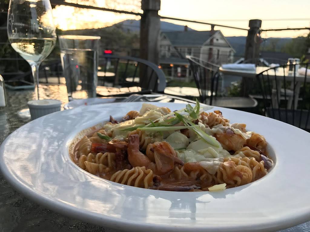 3 Rivers Grill | restaurant | 601 Oak St, Hood River, OR 97031, USA | 5413868883 OR +1 541-386-8883