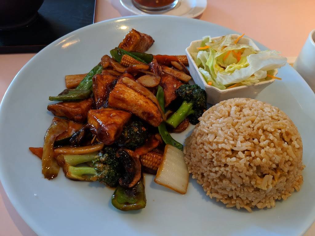 Pink Chopstix | restaurant | 22230 La Palma Ave, Yorba Linda, CA 92887, USA | 7146922828 OR +1 714-692-2828