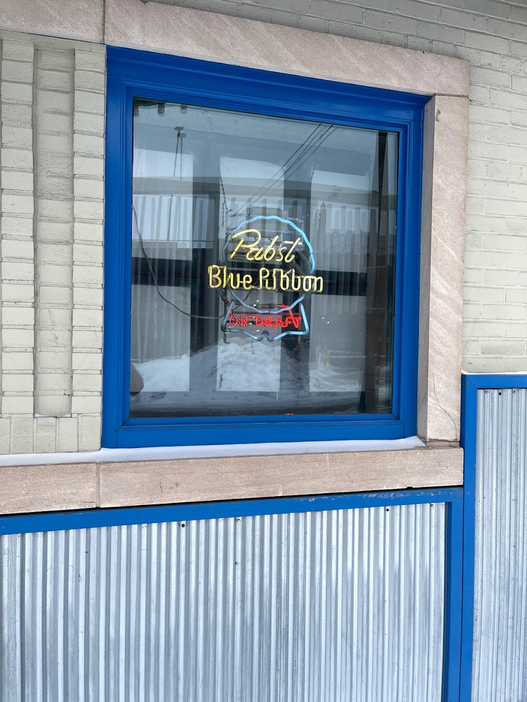 Vagabond | restaurant | 1122 N Edison St, Milwaukee, WI 53202, USA | 4142231122 OR +1 414-223-1122