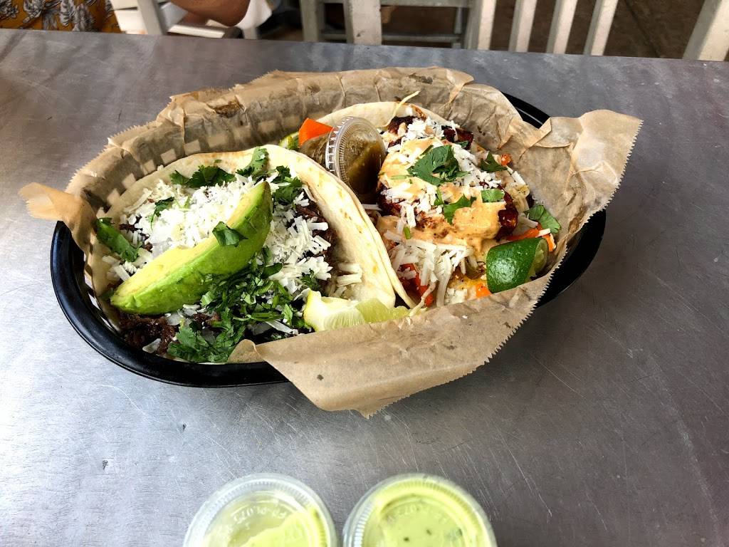 Torchys Tacos | restaurant | 14760 Preston Rd Ste 124, Dallas, TX 75254, USA | 2143791550 OR +1 214-379-1550