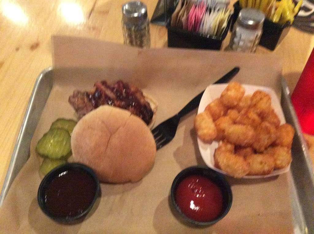 BBQ Rush | restaurant | 5151 S Country Club Rd, Tucson, AZ 85706, USA | 5208087874 OR +1 520-808-7874