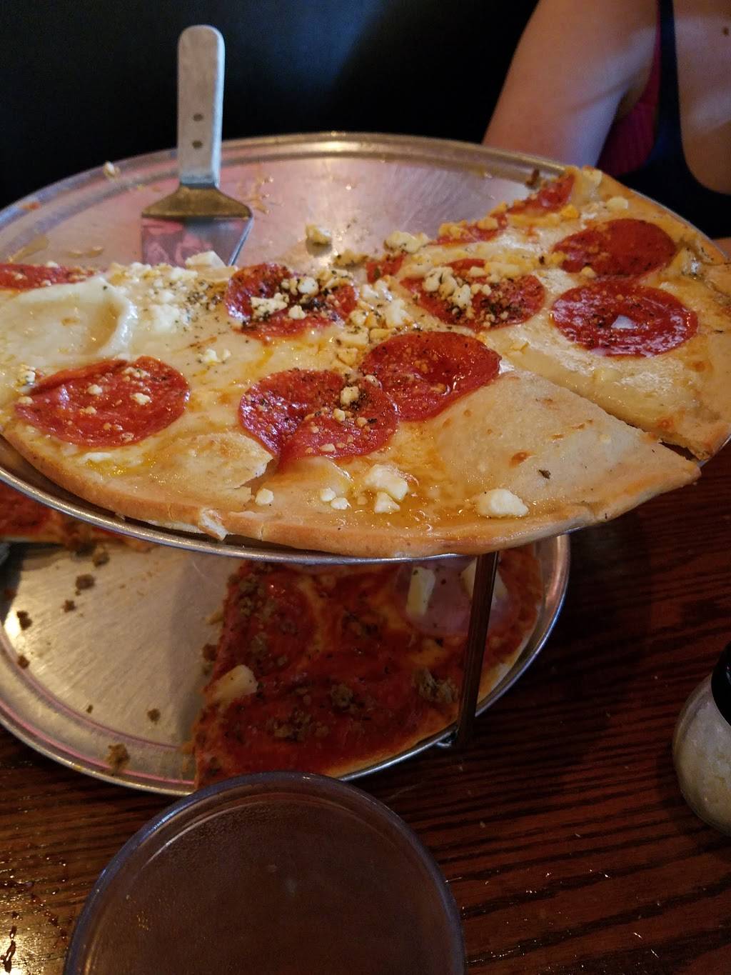 Ardovinos Pizza 4 | restaurant | 11100 Sean Haggerty Dr, El Paso, TX 79934, USA | 9158217000 OR +1 915-821-7000