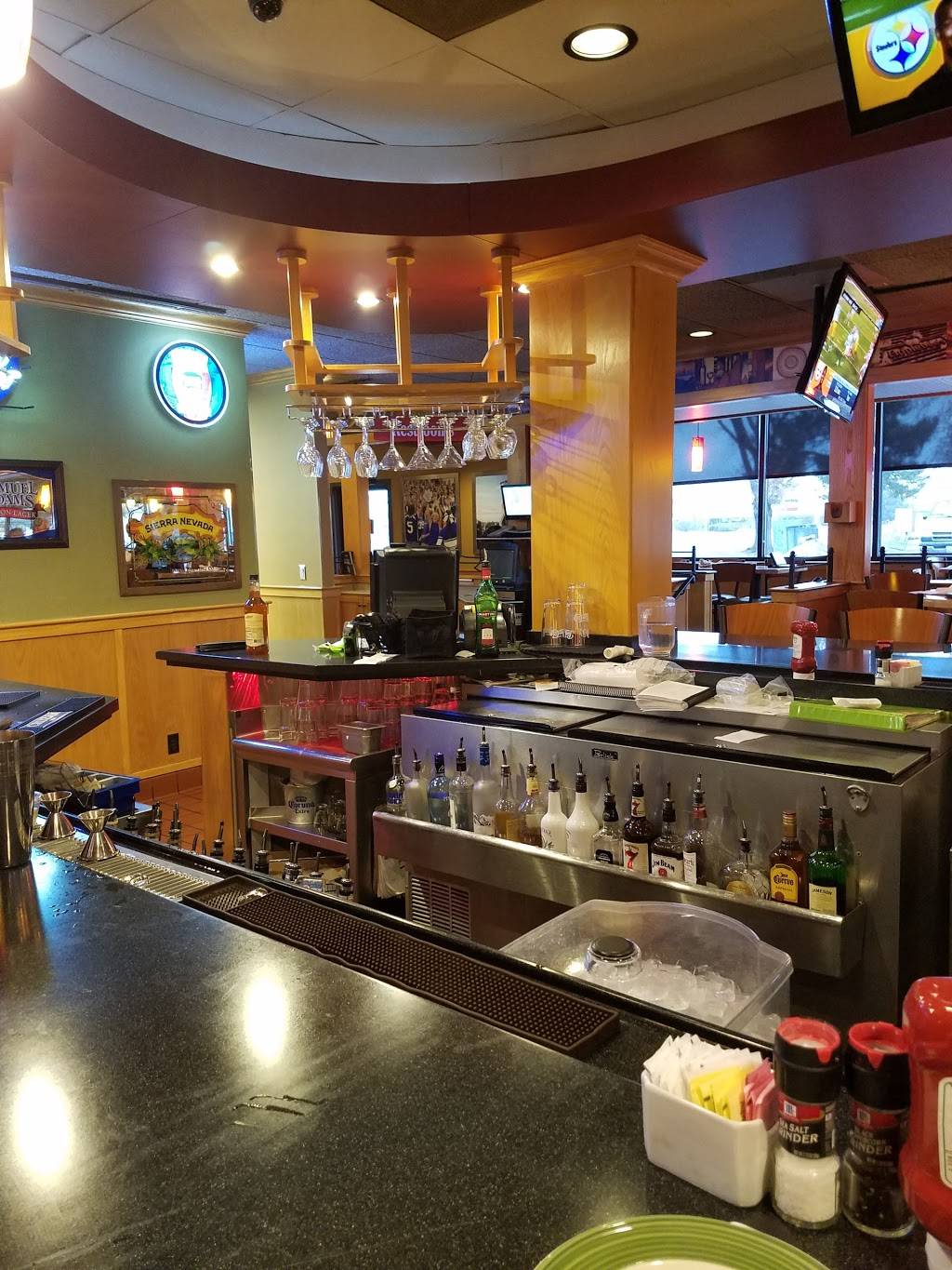 Applebees Grill + Bar | restaurant | 693 N McCarran Blvd, Sparks, NV 89431, USA | 7753585811 OR +1 775-358-5811