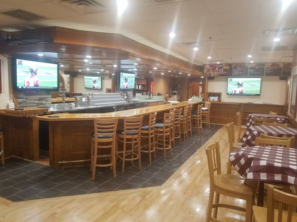 Robinsons No. 1 Ribs | restaurant | 848 Madison St, Oak Park, IL 60302, USA | 7083838452 OR +1 708-383-8452