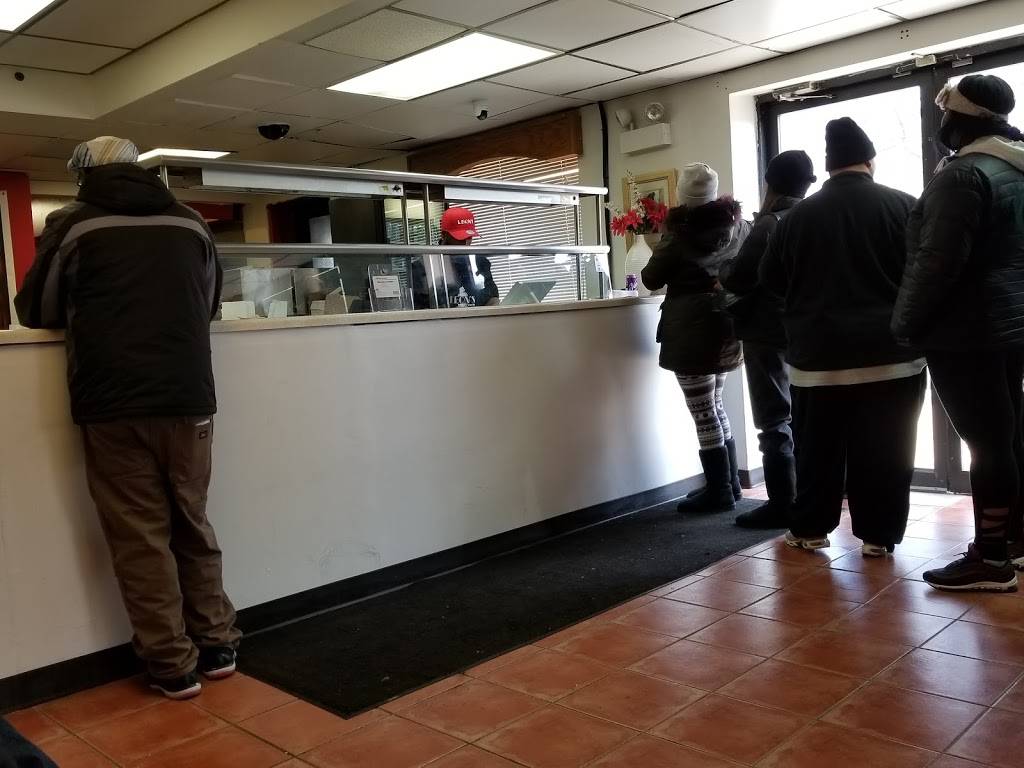 Leons Chicago Best | restaurant | 1528 E 63rd St, Chicago, IL 60637, USA | 7738914804 OR +1 773-891-4804