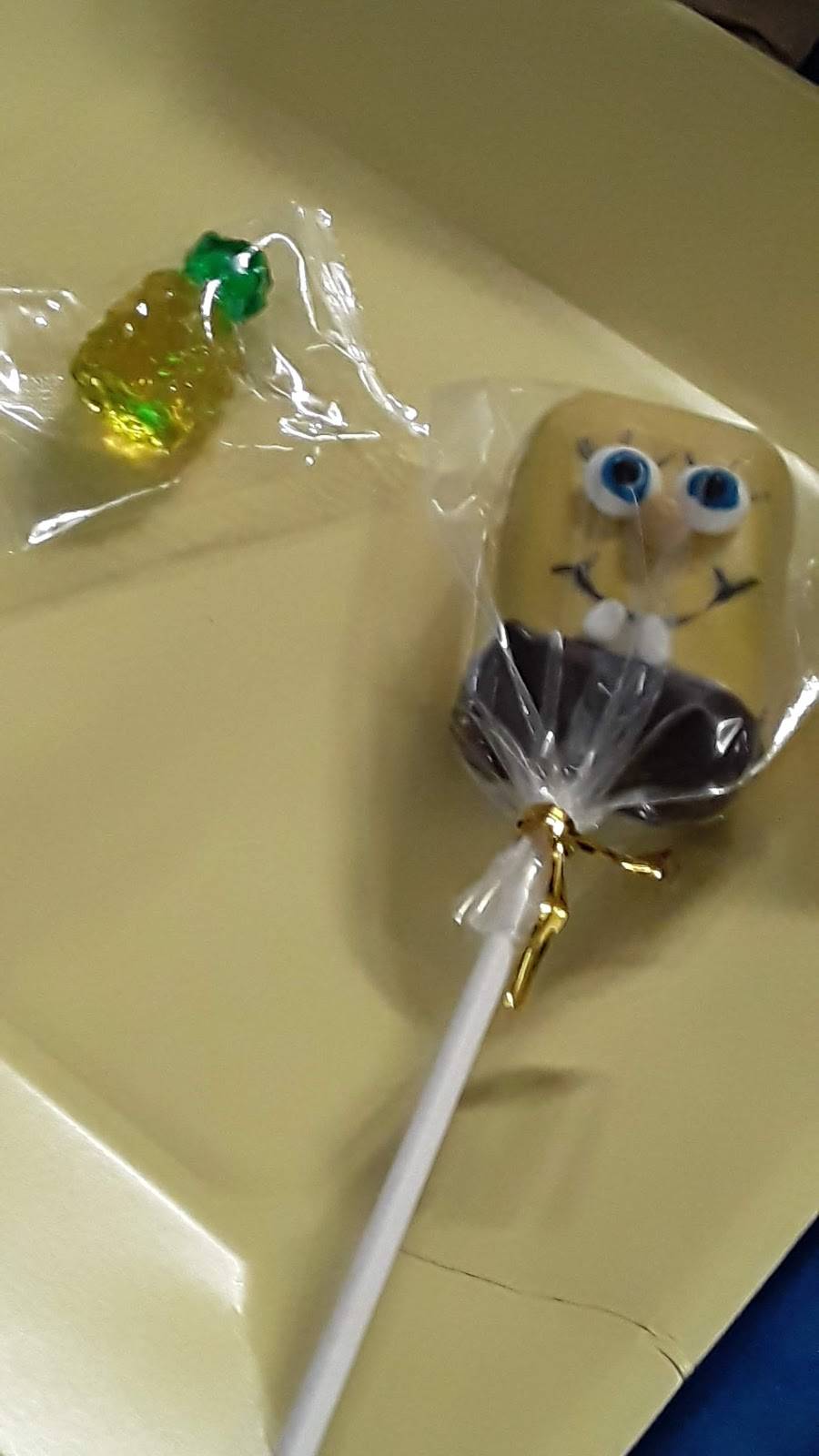 Fatties Pizza | restaurant | 235 Coalinga Plaza, Coalinga, CA 93210, USA | 5599350841 OR +1 559-935-0841