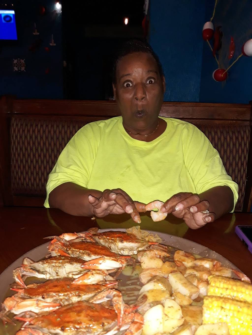 Crabs In A Bucket | restaurant | 119 Marion Oaks Blvd, Ocala, FL 34473, USA | 3522035883 OR +1 352-203-5883
