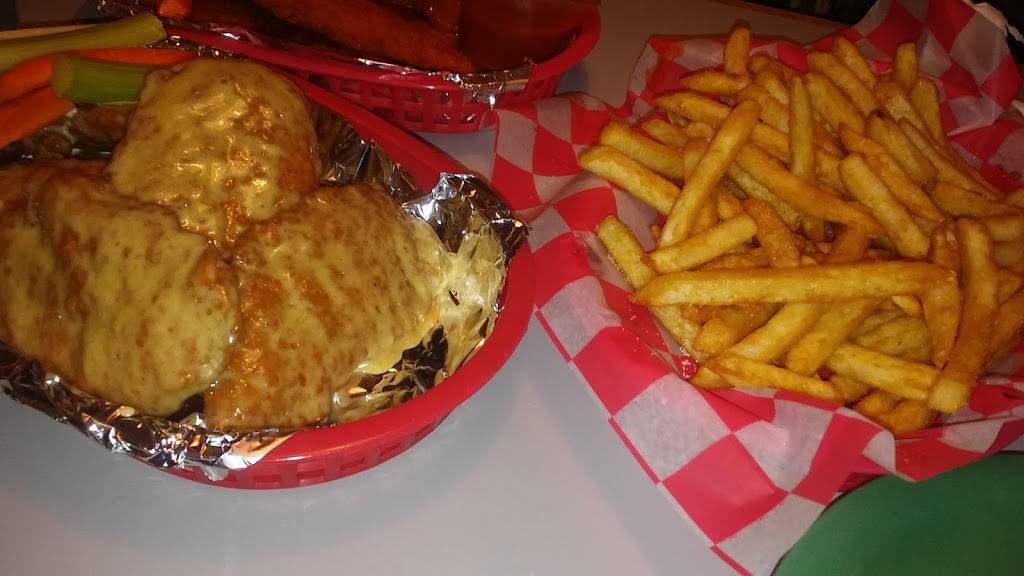 Pizza Village | restaurant | 71 Lake Shore Dr W, Dunkirk, NY 14048, USA | 7163667521 OR +1 716-366-7521