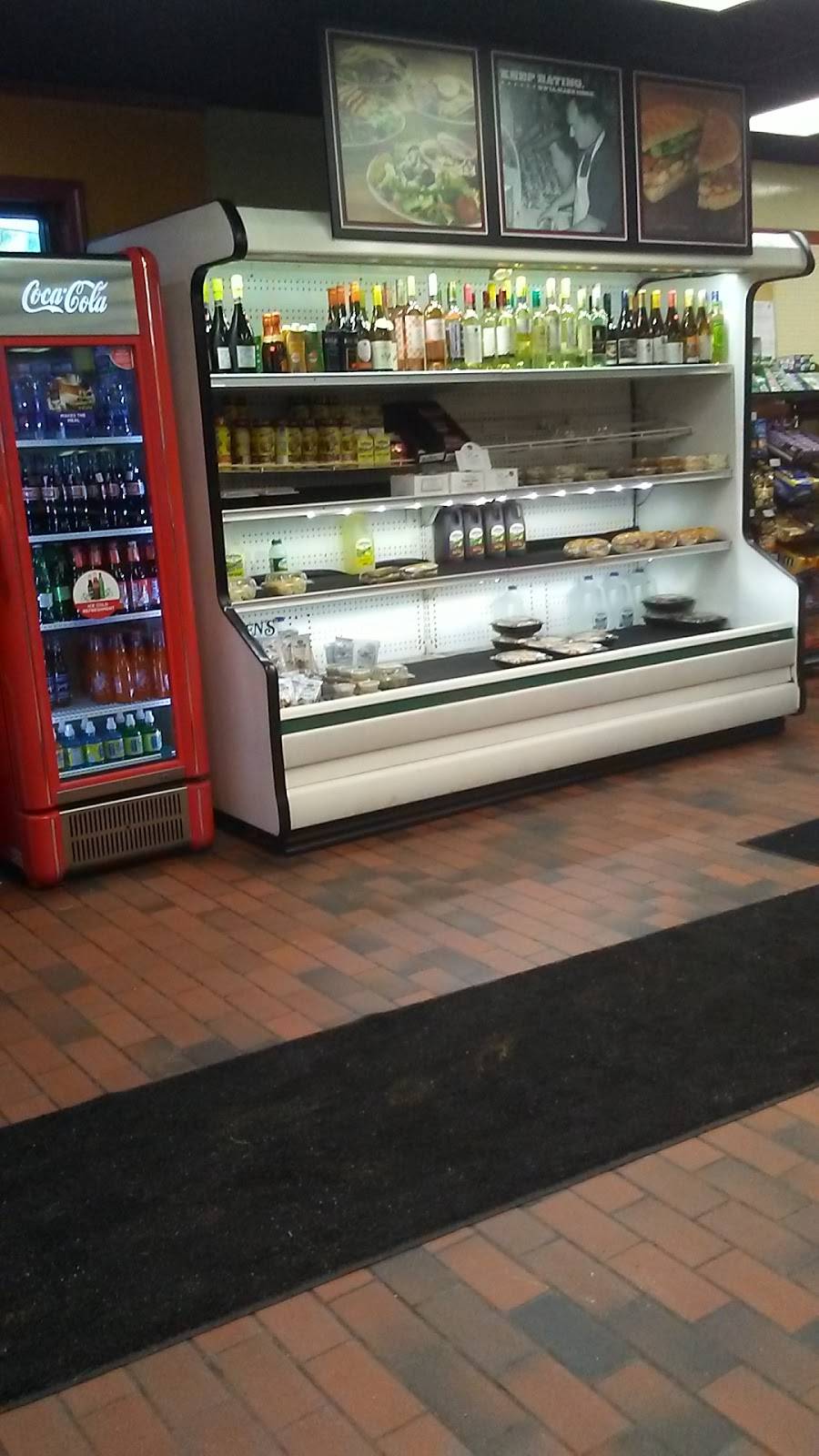 Amatos | restaurant | 1108 Broadway, South Portland, ME 04106, USA | 2077675916 OR +1 207-767-5916