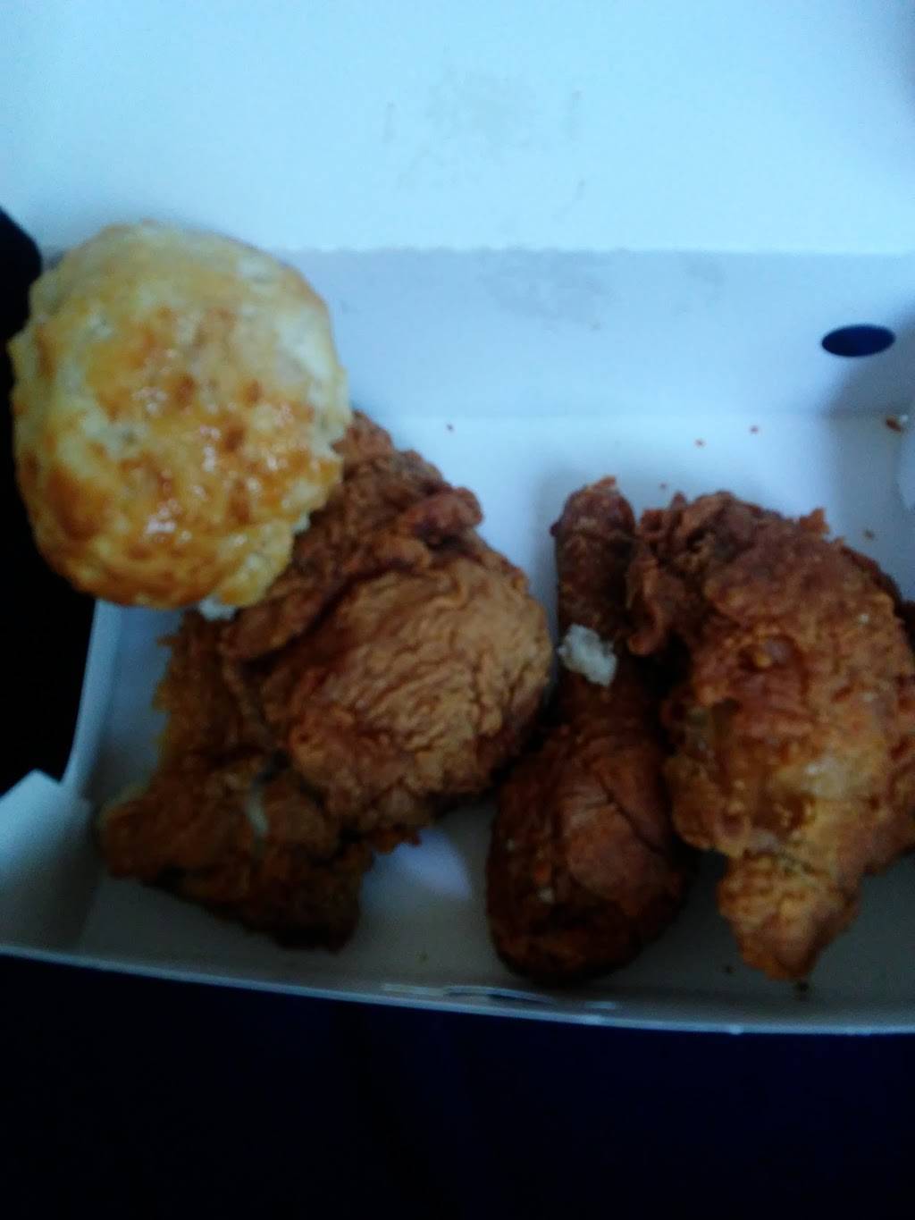 Churchs Chicken | restaurant | 5325 S Figueroa St, Los Angeles, CA 90037, USA | 3232325374 OR +1 323-232-5374