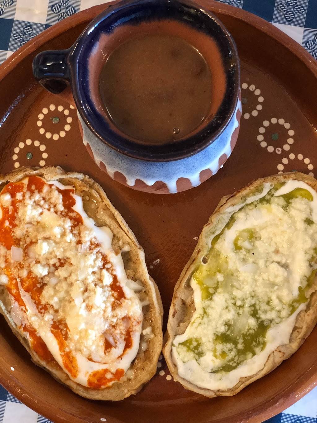 El Sabor Poblano | restaurant | 7027 N Clark St, Chicago, IL 60626, USA | 7735164243 OR +1 773-516-4243