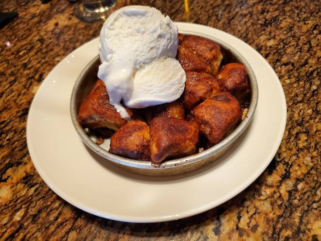 BJs Restaurant & Brewhouse | restaurant | 13930 Promenade Commons St, Gainesville, VA 20155, USA | 5712226950 OR +1 571-222-6950