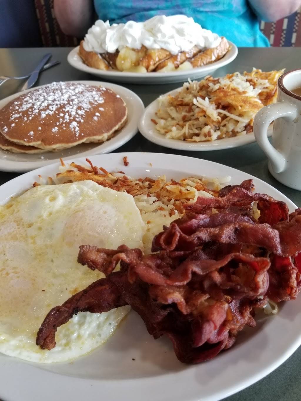 Kathys House of Pancakes | restaurant | 497 N Zeeb Rd, Ann Arbor, MI 48103, USA | 7348822538 OR +1 734-882-2538