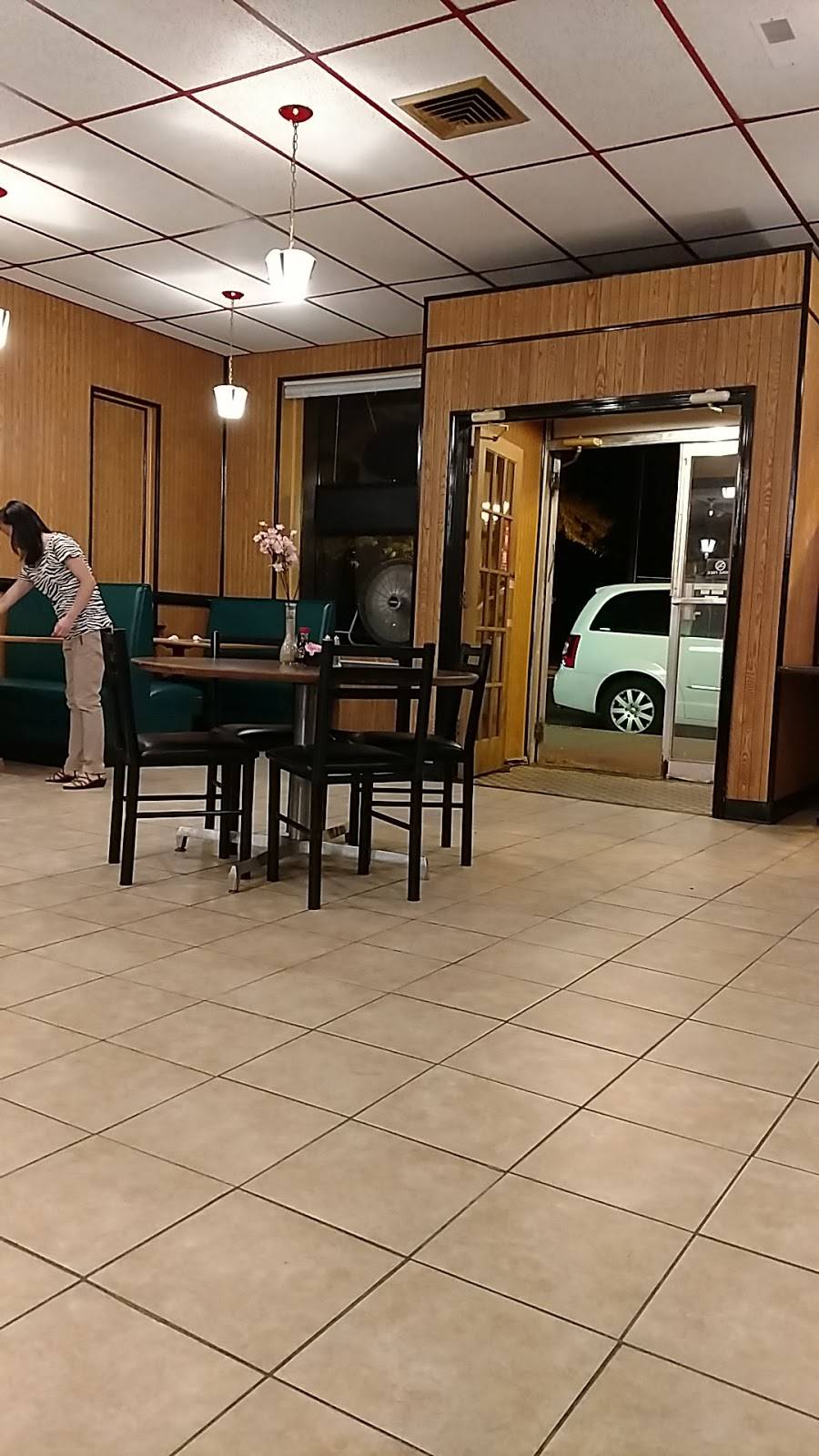 China Flavor | restaurant | 2033 E Michigan Ave, Lansing, MI 48912, USA | 5177211083 OR +1 517-721-1083