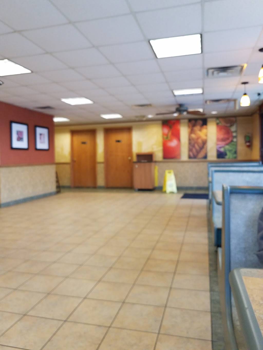 Subway | restaurant | 25854 Ford Rd, Dearborn Heights, MI 48127, USA | 3132782782 OR +1 313-278-2782