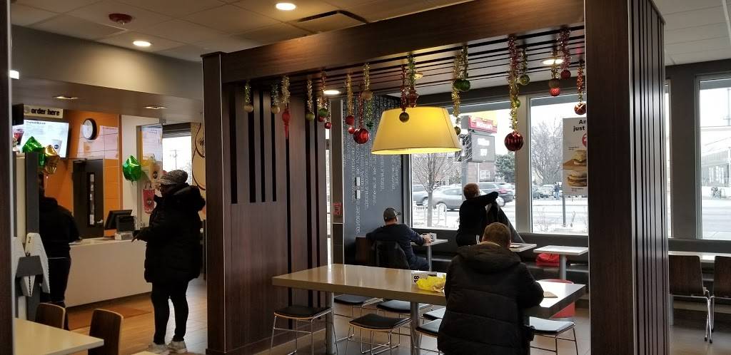McDonalds | cafe | 7217 W Grand Ave, Elmwood Park, IL 60707, USA | 7084018298 OR +1 708-401-8298