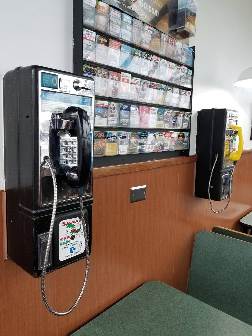 Pilot Travel Center | restaurant | 2640 N 600 W, Greenfield, IN 46140, USA | 3178941910 OR +1 317-894-1910