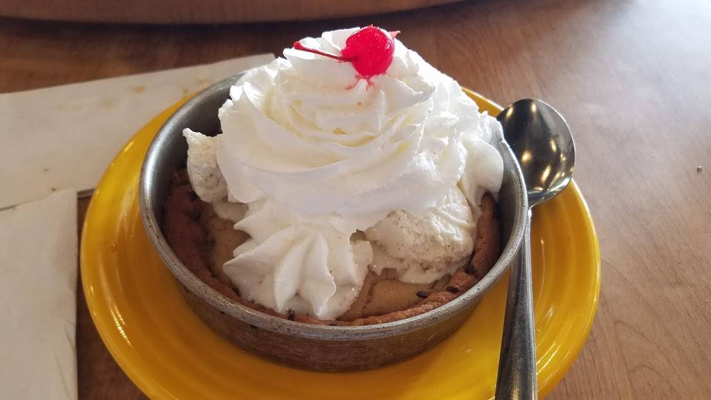 Lou Malnatis Pizzeria | meal delivery | 17787 N Scottsdale Rd, Scottsdale, AZ 85255, USA | 4806813400 OR +1 480-681-3400