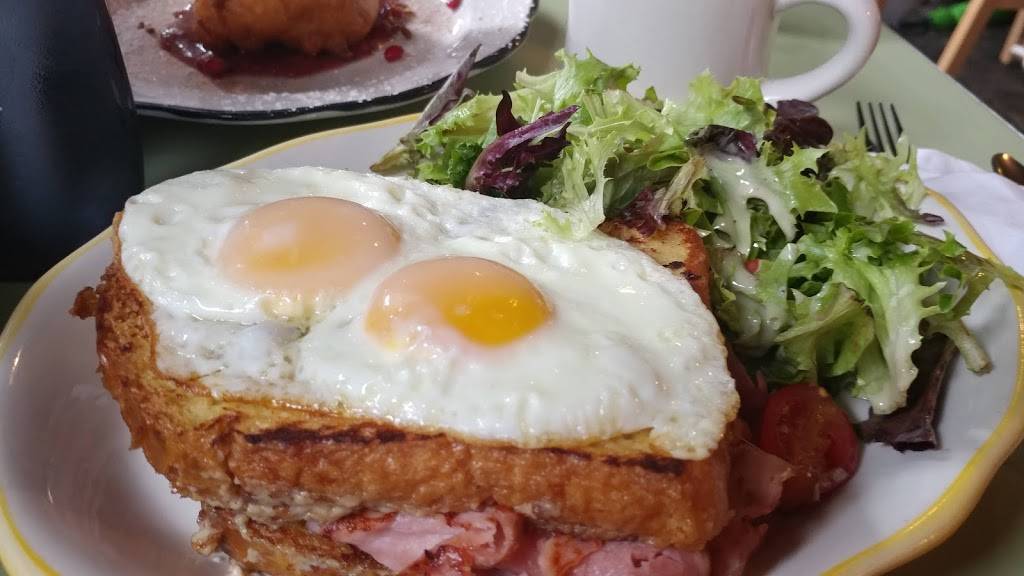 Honeys Sit n Eat | restaurant | 800 N 4th St, Philadelphia, PA 19123, USA | 2159251150 OR +1 215-925-1150