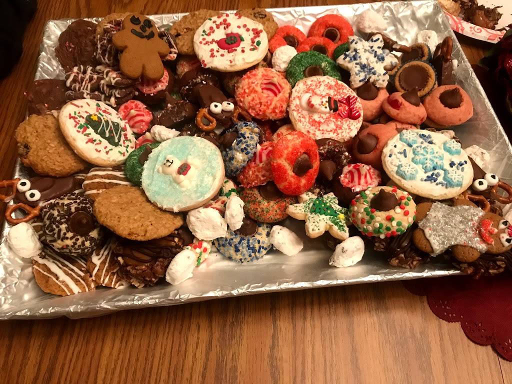 Rock-A-Bago Hall & Mama Cs Pizza | meal takeaway | 4303 W State St, Rockford, IL 61102, USA | 8159775519 OR +1 815-977-5519