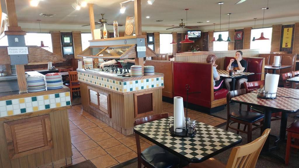 Pizza Hut | meal takeaway | 1714 W Main St, Carmi, IL 62821, USA | 6183825383 OR +1 618-382-5383