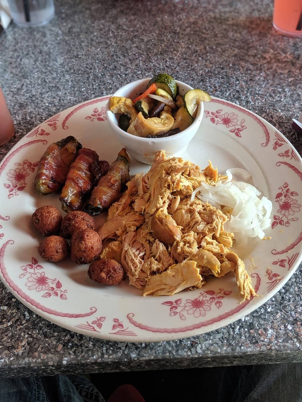 Midwood Smokehouse | meal takeaway | 1401 Central Ave, Charlotte, NC 28205, USA | 7042954227 OR +1 704-295-4227