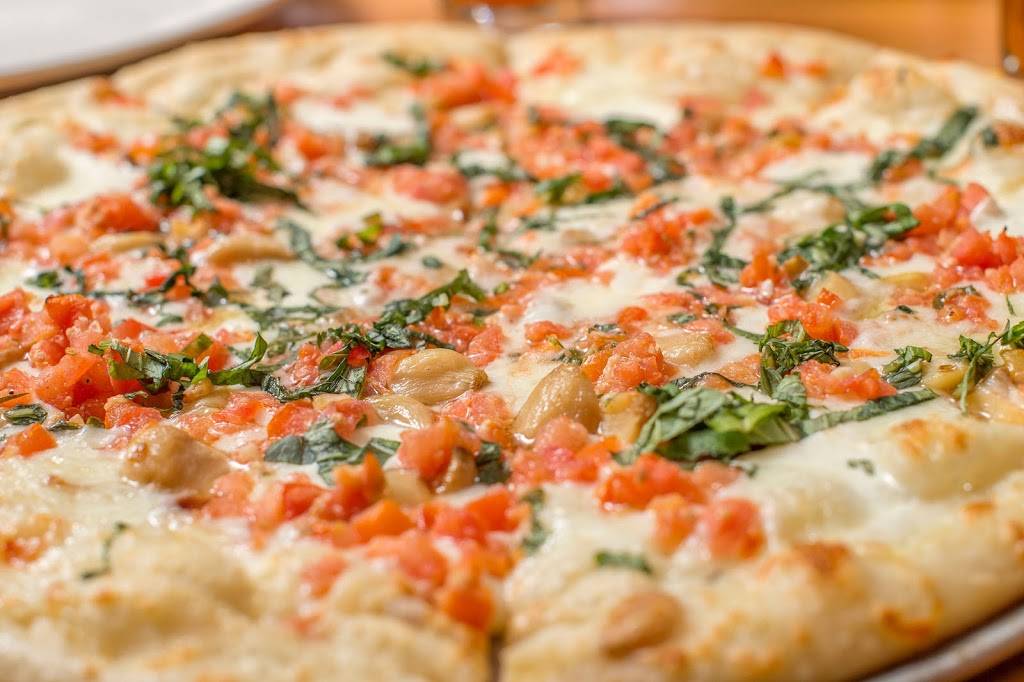 Sauce on the Maggie | restaurant | The Village at Breckenridge Plaza, 600 South Park Avenue # B-1, Breckenridge, CO 80424, USA | 9705475959 OR +1 970-547-5959