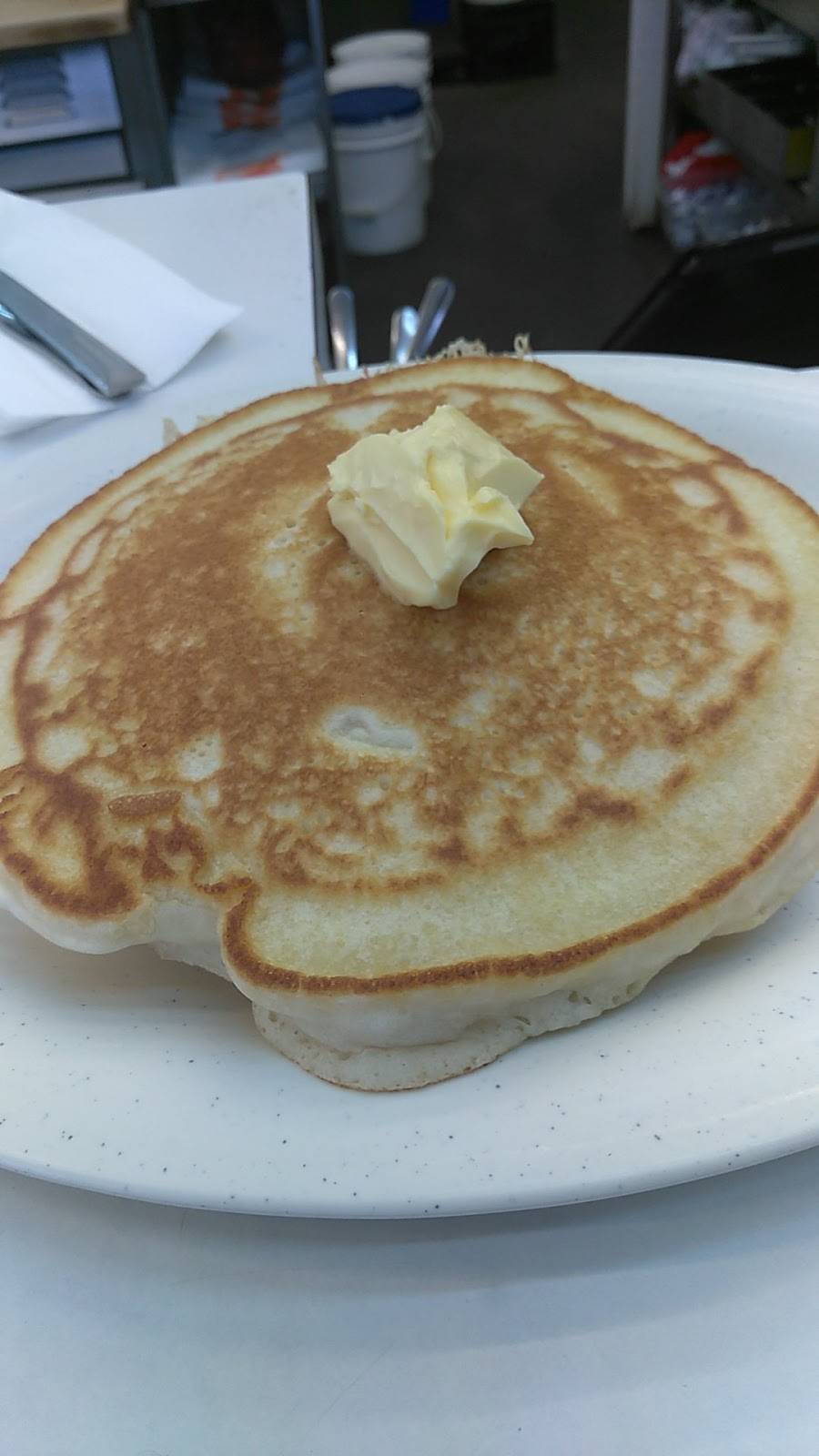 B & J 1/4 LB Burgers | restaurant | 6202 3rd St, San Francisco, CA 94124, USA | 4154674560 OR +1 415-467-4560