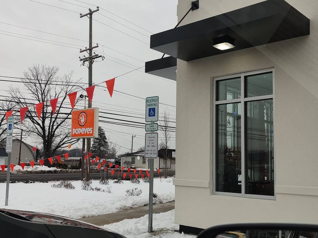 Popeyes Louisiana Kitchen | restaurant | 380 W Street Rd, Warminster, PA 18974, USA | 2672825215 OR +1 267-282-5215