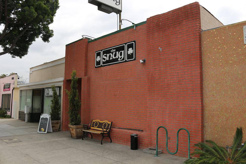 The Snug | restaurant | 4108 W Magnolia Blvd, Burbank, CA 91505, USA | 8185570018 OR +1 818-557-0018