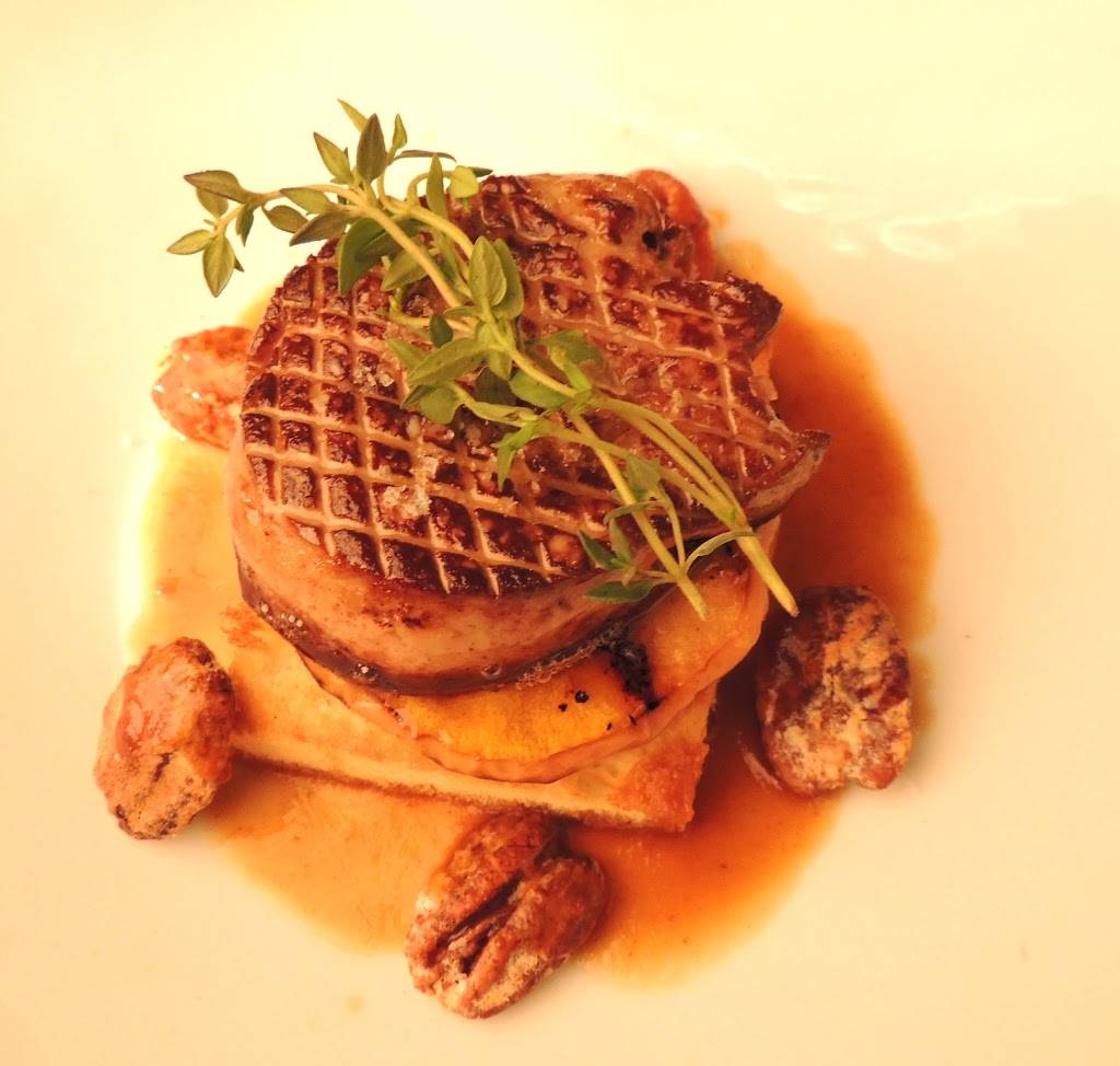 La Petite Auberge | restaurant | 311 William St, Fredericksburg, VA 22401, USA | 5403712727 OR +1 540-371-2727