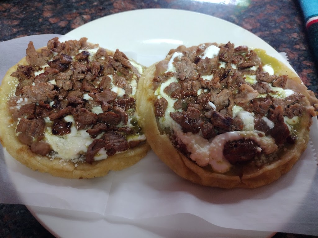 Cinco de Mayo Restaurant & Bar | restaurant | 2110 Clove Rd, Staten Island, NY 10305, USA | 7185244432 OR +1 718-524-4432