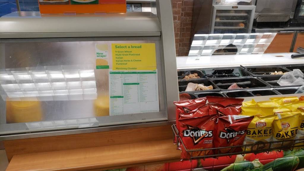 Subway | restaurant | 425 E Paulding Rd, Fort Wayne, IN 46816, USA | 2607455802 OR +1 260-745-5802