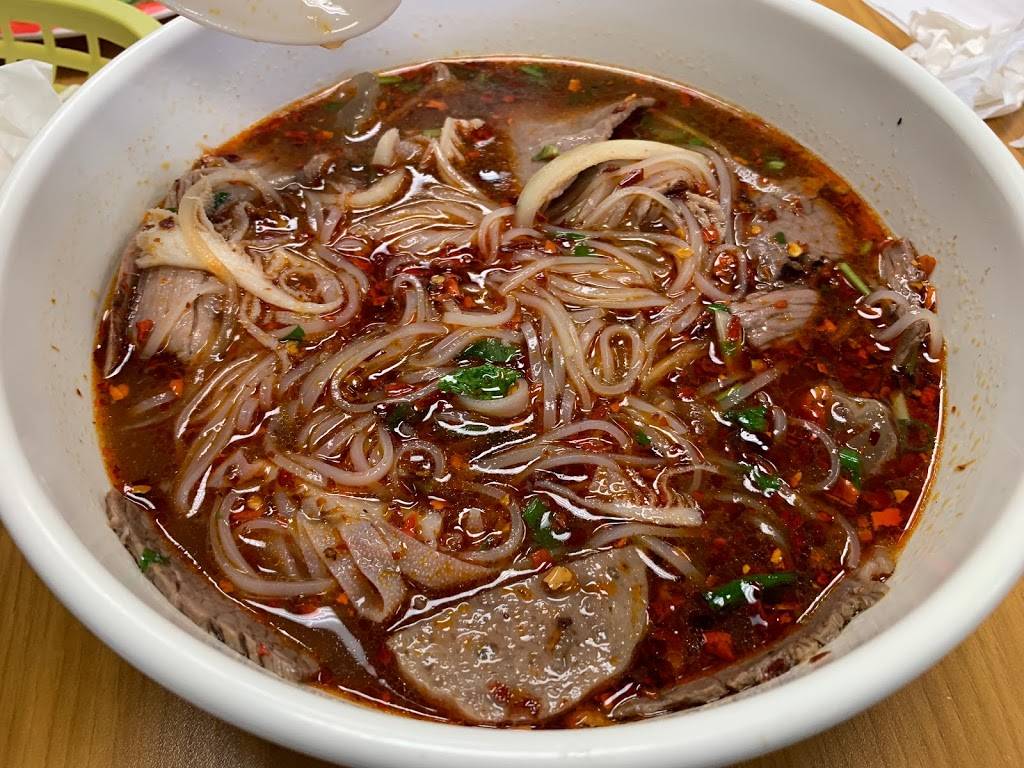 Saigon Deli | cafe | 3858 W Waters Ave, Tampa, FL 33614, USA | 8138873888 OR +1 813-887-3888