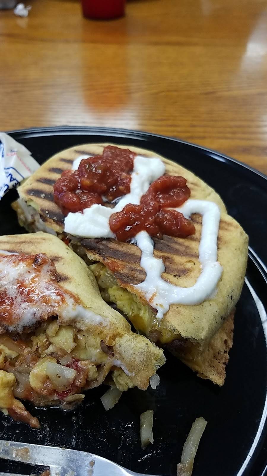 Reising Sun Cafe | cafe | 107 N 2nd St, Polk City, IA 50226, USA | 5159849061 OR +1 515-984-9061