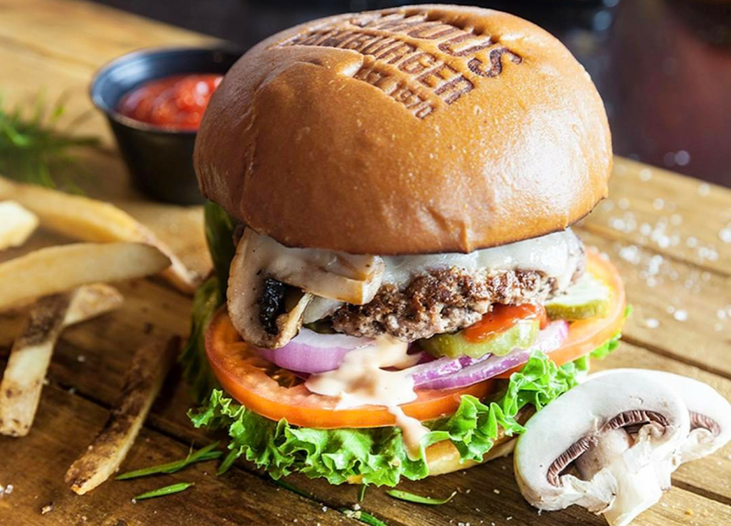 Famous Hamburger | restaurant | 44011 Ford Rd, Canton, MI 48187, USA | 7346671276 OR +1 734-667-1276