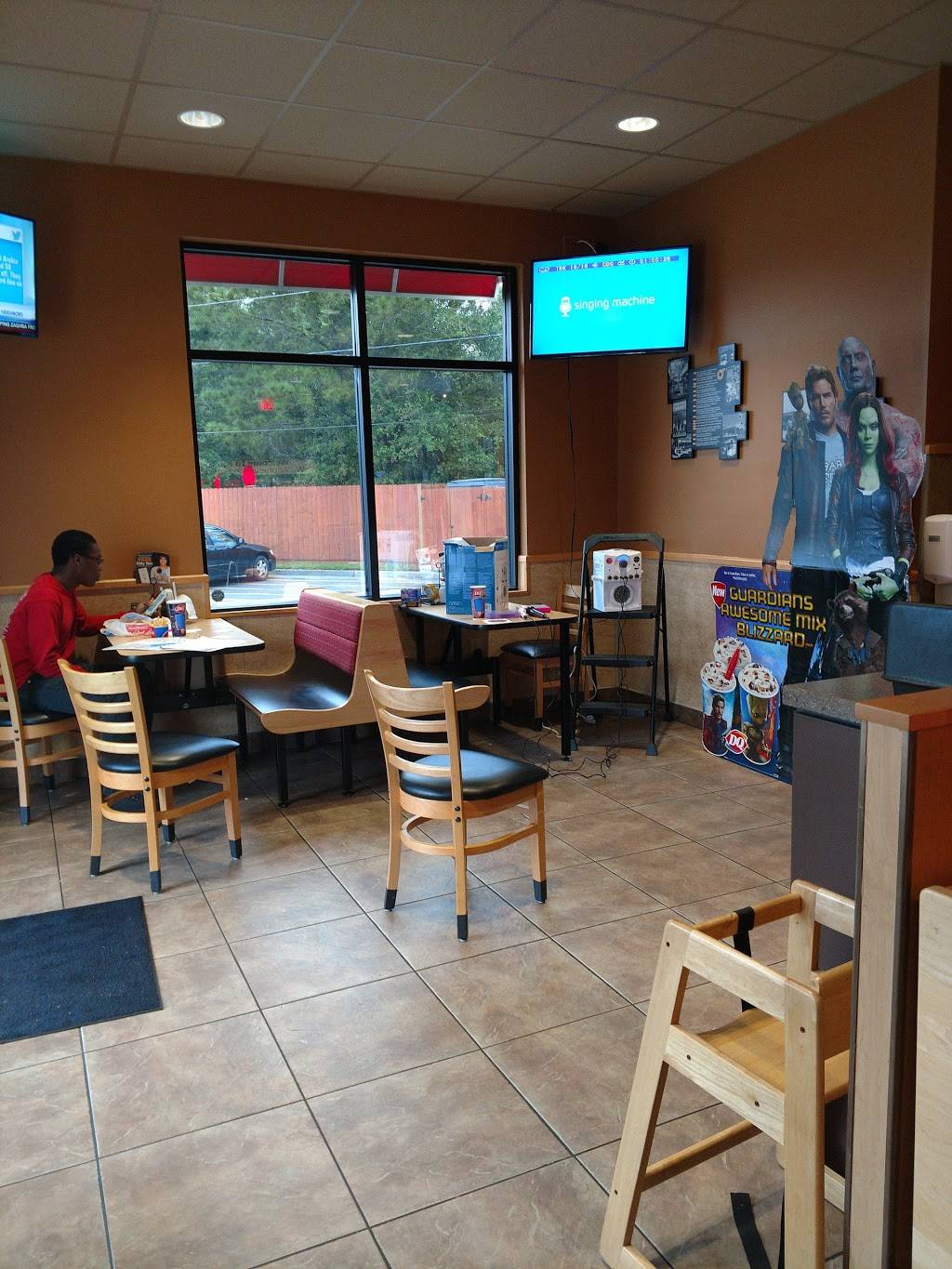 Dairy Queen Grill & Chill | restaurant | 95 Nascar Blvd, Brunswick, GA 31523, USA | 9123427495 OR +1 912-342-7495