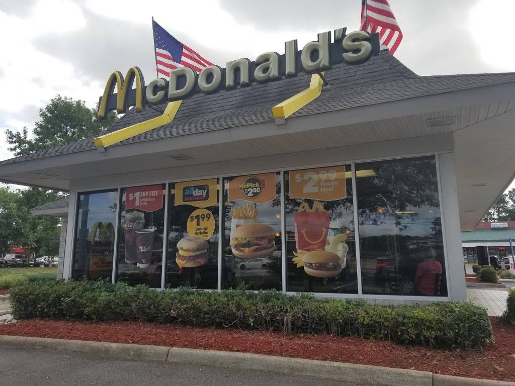 McDonalds | cafe | 401 Centerville Turnpike S, Chesapeake, VA 23322, USA | 7575460068 OR +1 757-546-0068