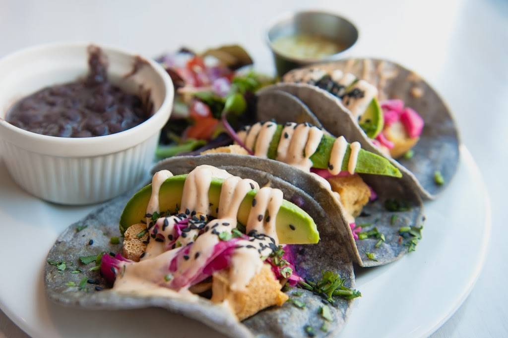 GROUND CONTROL! | restaurant | 3315 W Armitage Ave, Chicago, IL 60647, USA | 7737729446 OR +1 773-772-9446