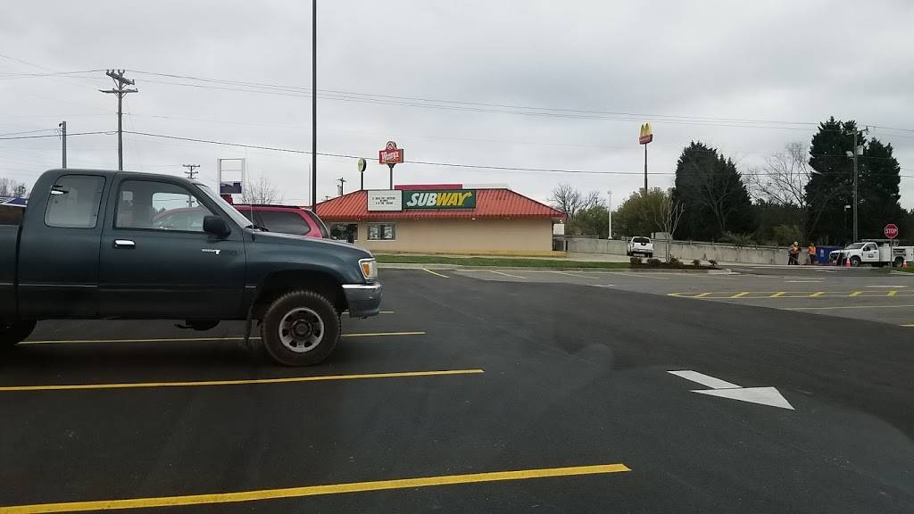 Subway | restaurant | 105 Sha Ln, Spartanburg, SC 29307, USA | 8645779004 OR +1 864-577-9004