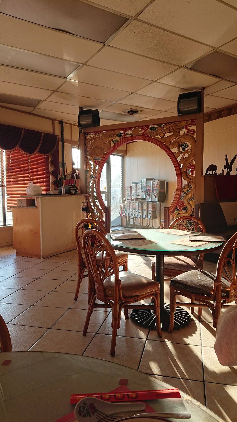 Siri Thai Kitchen | restaurant | 301 N River Ave, Holland, MI 49424, USA | 6163925990 OR +1 616-392-5990