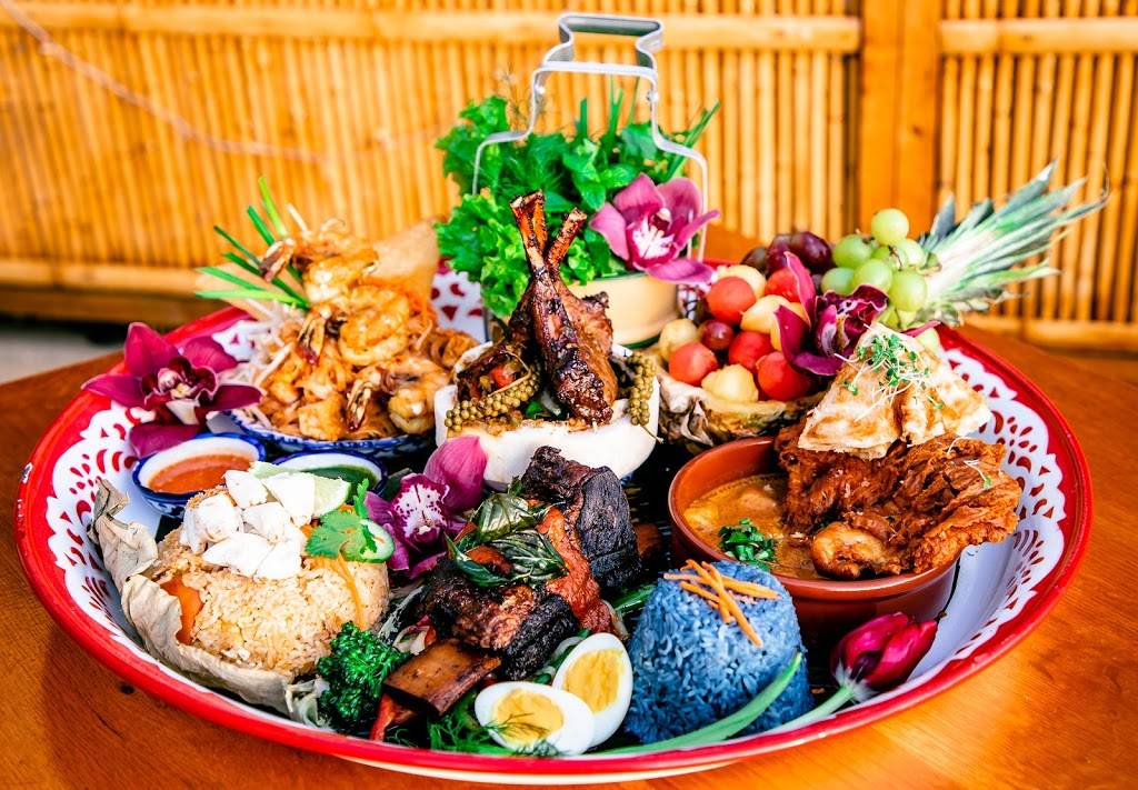 Farmhouse Kitchen Thai Cuisine | restaurant | 1165 Merrill St, Menlo Park, CA 94025, USA | 6506657935 OR +1 650-665-7935