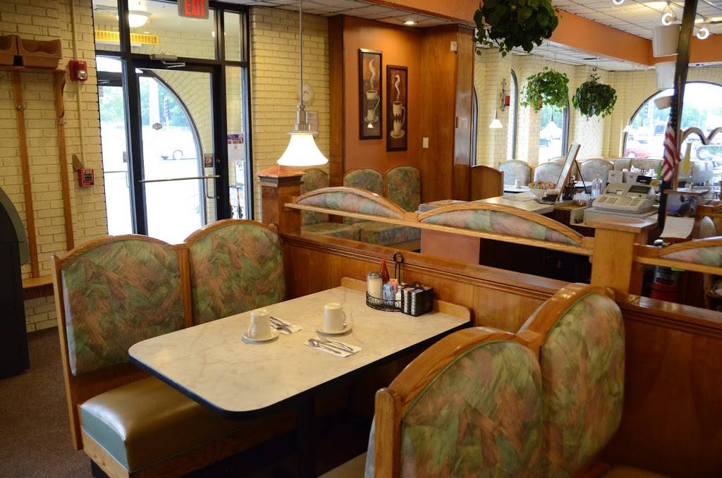 Cafe Romeo | restaurant | 345 N Independence Blvd, Romeoville, IL 60446, USA | 8152934041 OR +1 815-293-4041