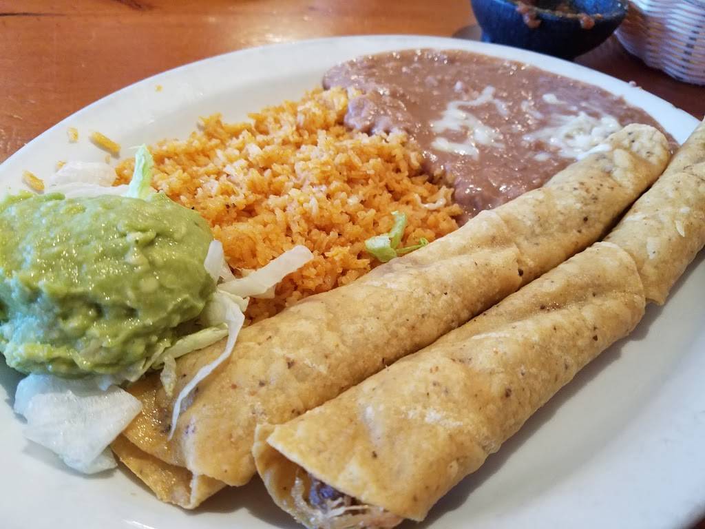 Sals Mexican Restaurant | restaurant | 2001 W Cleveland Ave F, Madera, CA 93637, USA | 5596737257 OR +1 559-673-7257