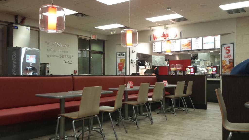 Wendys | restaurant | 45145 Ford Rd, Canton, MI 48187, USA | 7348443117 OR +1 734-844-3117