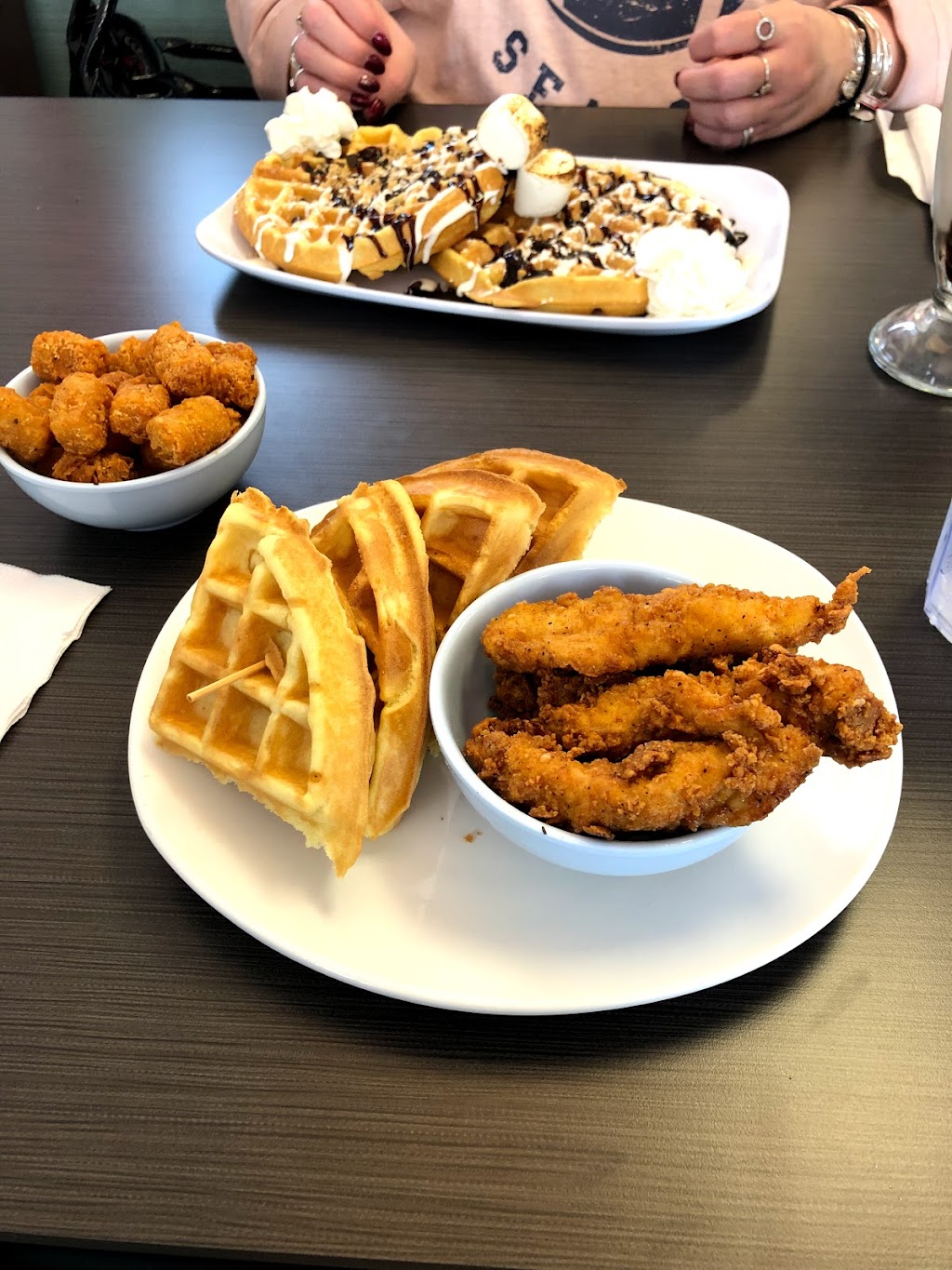 Modern Malt | restaurant | 7785 Frontage Rd, Cicero, NY 13039, USA | 3159573110 OR +1 315-957-3110